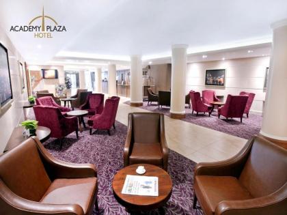 Academy Plaza Hotel - image 1