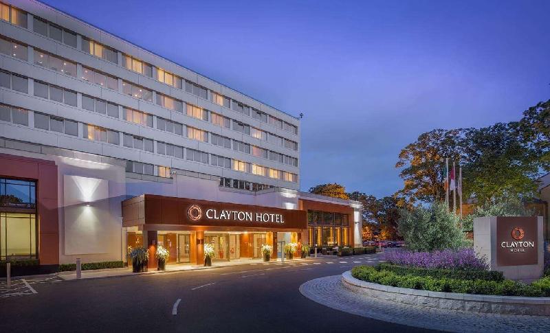 Clayton Hotel Burlington Road - image 3