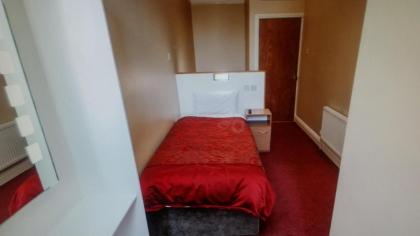 Parkway Guesthouse - image 23