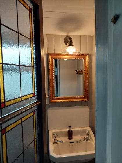 Parkway Guesthouse - image 27