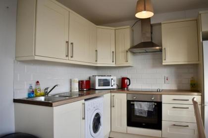 Spacious 2 Bedroom Apartment in Central Dublin - image 12