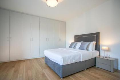 Grand Canal Square Apartments - image 19
