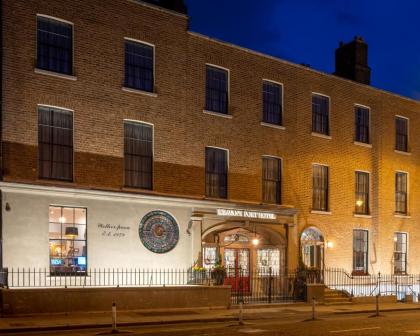 Keavan's Port Hotel  Dublin - image 2