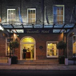 Buswells Hotel