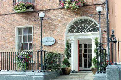 The Castle Hotel - image 1