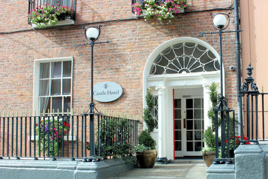 The Castle Hotel - main image