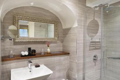 Trinity Townhouse Hotel - image 4