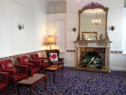Dergvale Hotel - image 10