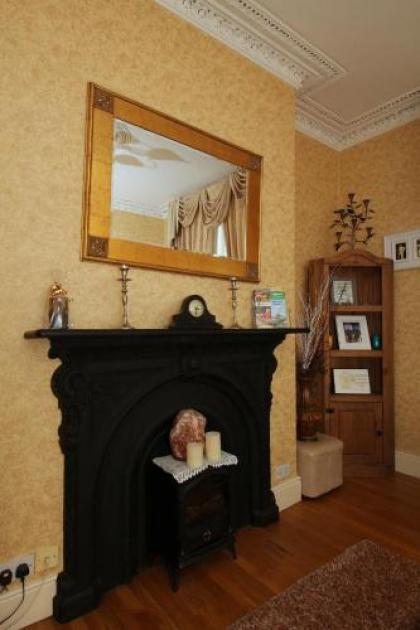 Donnybrook Hall - image 15