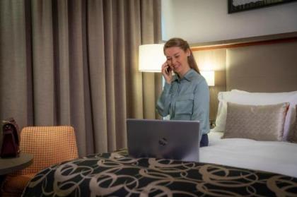 Clayton Hotel Dublin Airport - image 14
