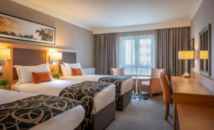 Clayton Hotel Dublin Airport - image 6