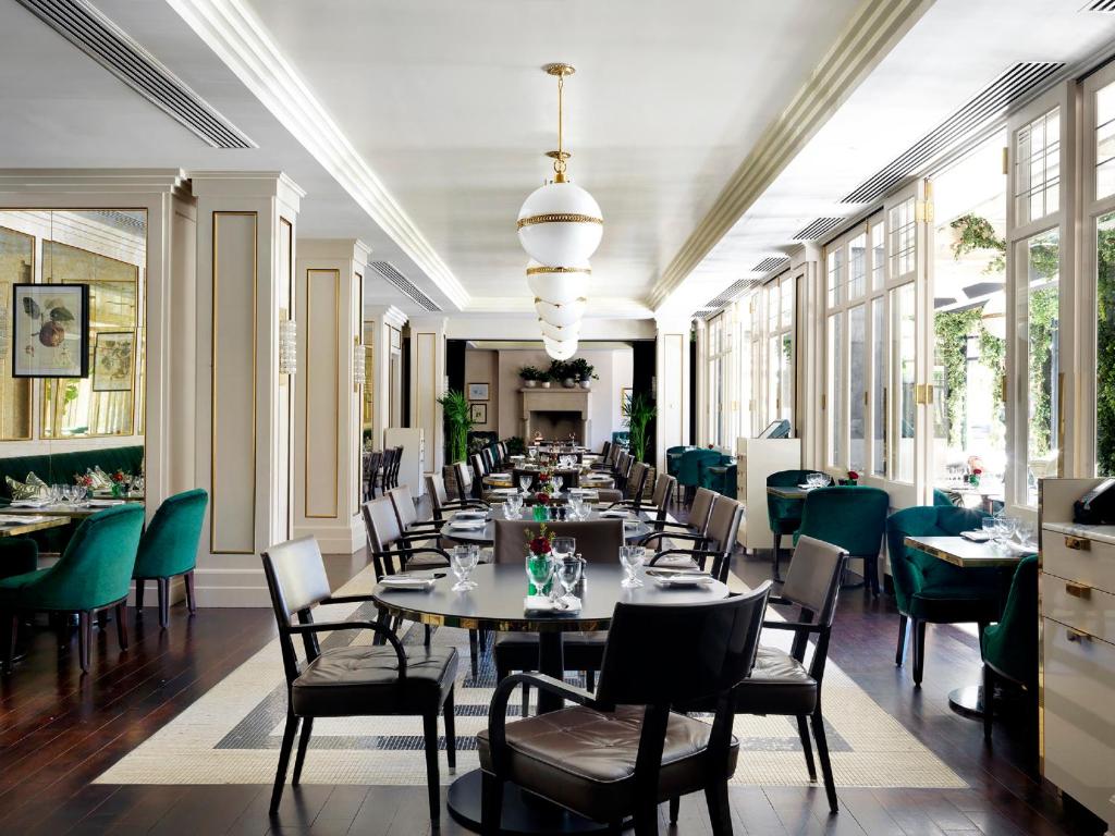 The Westbury Hotel - image 4