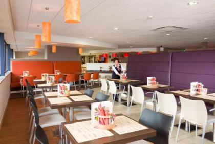 Ibis Dublin Hotel - image 14