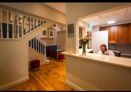 Celtic Lodge Guesthouse - Restaurant & Bar - image 4
