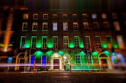 Jackson Court Hotel - image 2