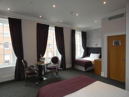 Jackson Court Hotel - image 3