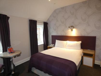 Jackson Court Hotel - image 7