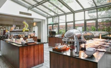Hilton Garden Inn Dublin Custom House - image 10