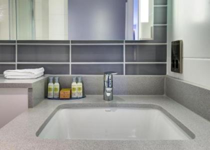 Hilton Garden Inn Dublin Custom House - image 12