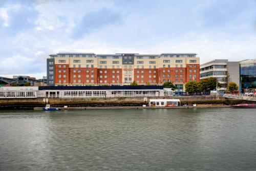 Hilton Garden Inn Dublin Custom House - image 4