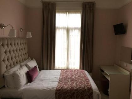 Maples House Hotel - image 2
