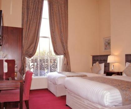 Fitzwilliam Townhouse - image 2