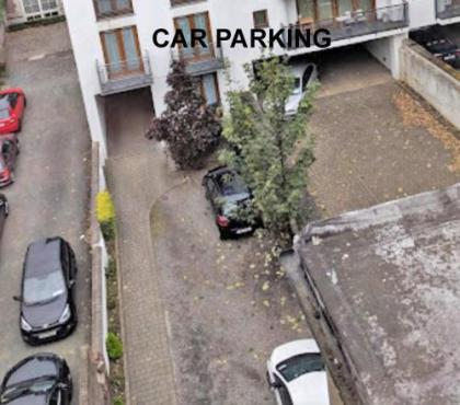 Baggot Court Townhouse - image 13