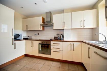 Staycity Aparthotels Saint Augustine Street - image 3