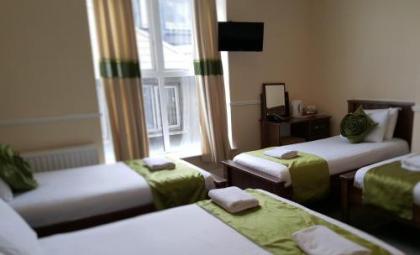 Hazelbrook House B&B - image 7