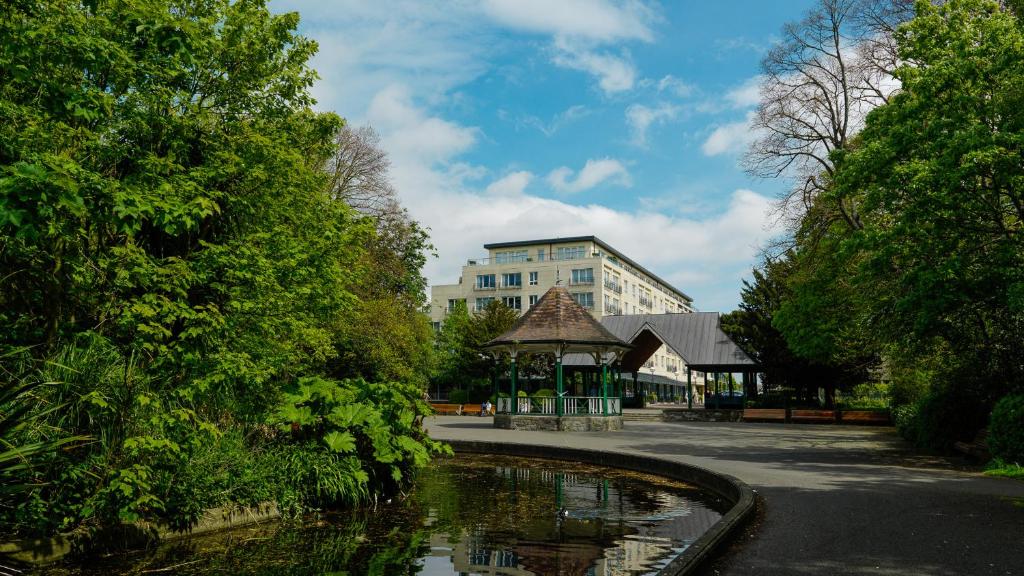 Herbert Park Hotel and Park Residence - image 2