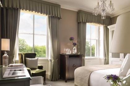 The Shelbourne Autograph Collection - image 15