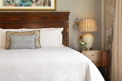 The Shelbourne Autograph Collection - image 20