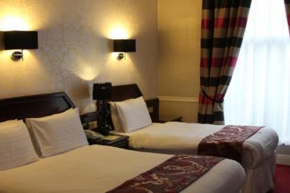 Harcourt Hotel - image 11