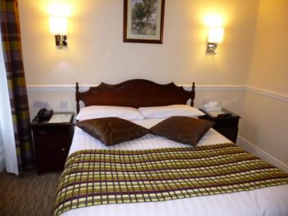 Harcourt Hotel - image 17