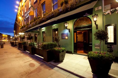 Harcourt Hotel - image 2