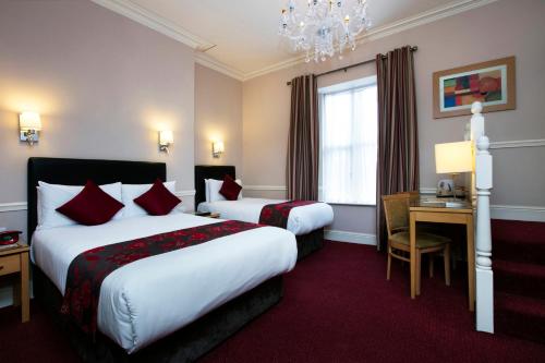 Harcourt Hotel - image 7