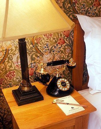 Schoolhouse Hotel - image 3