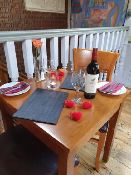 Uppercross House Hotel - image 18