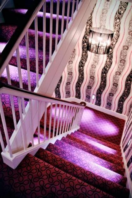 Hampton Hotel - image 6
