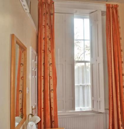 Morehampton Townhouse - image 20