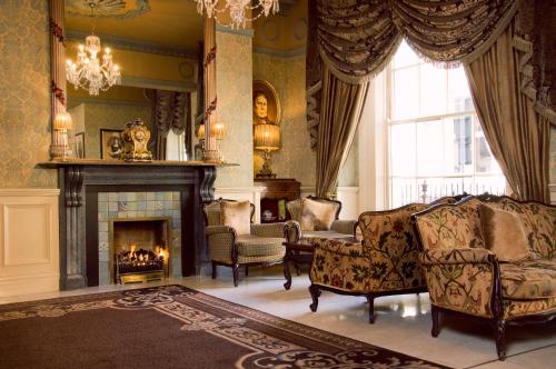 Buswells Hotel - image 5