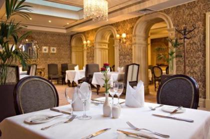 Buswells Hotel - image 6