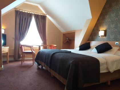 Harding Hotel - image 2