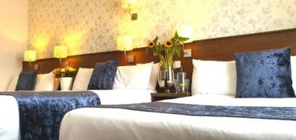 The Gate Hotel - image 4