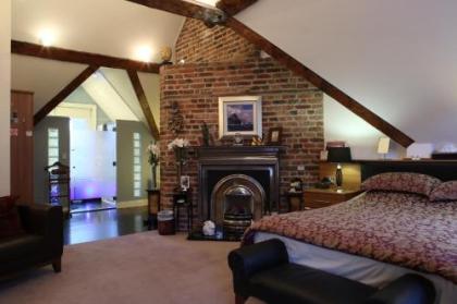 The Merchant House - image 1