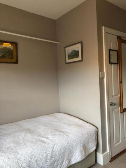 Harveys Guest House - image 2