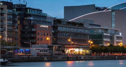The Spencer Hotel - image 2