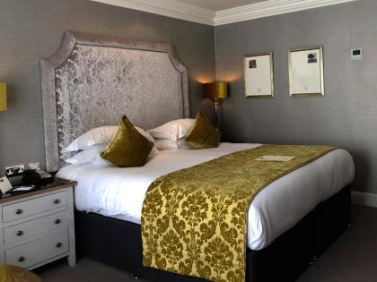 Brooks Hotel - image 6