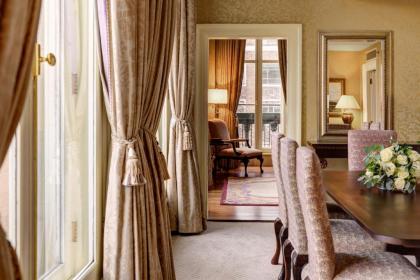 The College Green Dublin Hotel Autograph Collection  - image 8