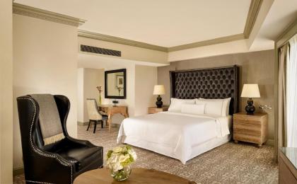 The College Green Dublin Hotel Autograph Collection  - image 9